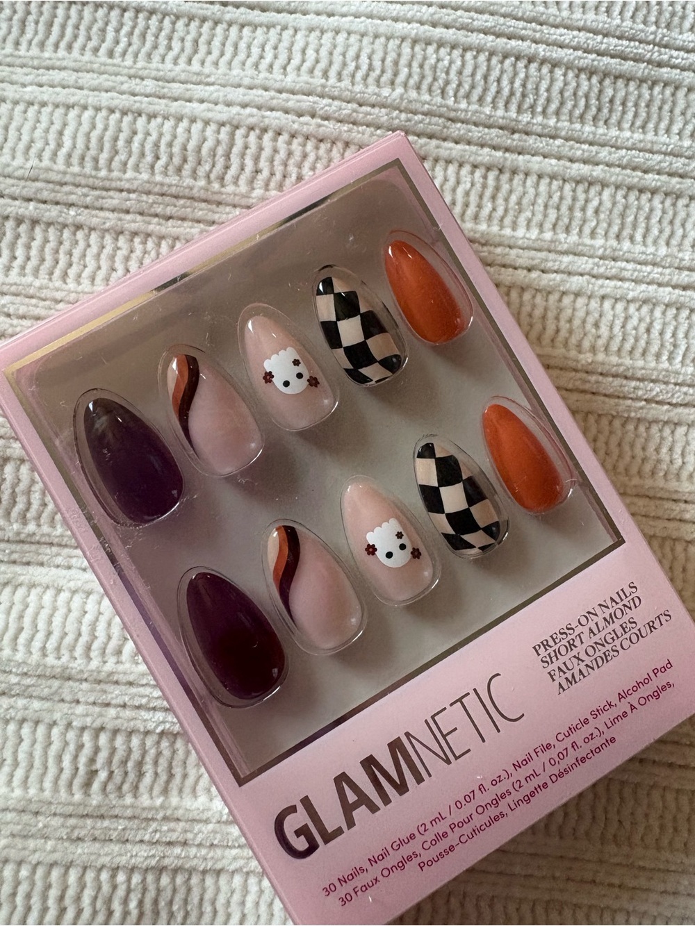 Glamnetic Short Almond Press-On Nails in Plum, Pink & Orange Fall Boo